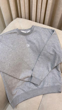 Load image into Gallery viewer, Boyfriend Sweater. Heather Grey.
